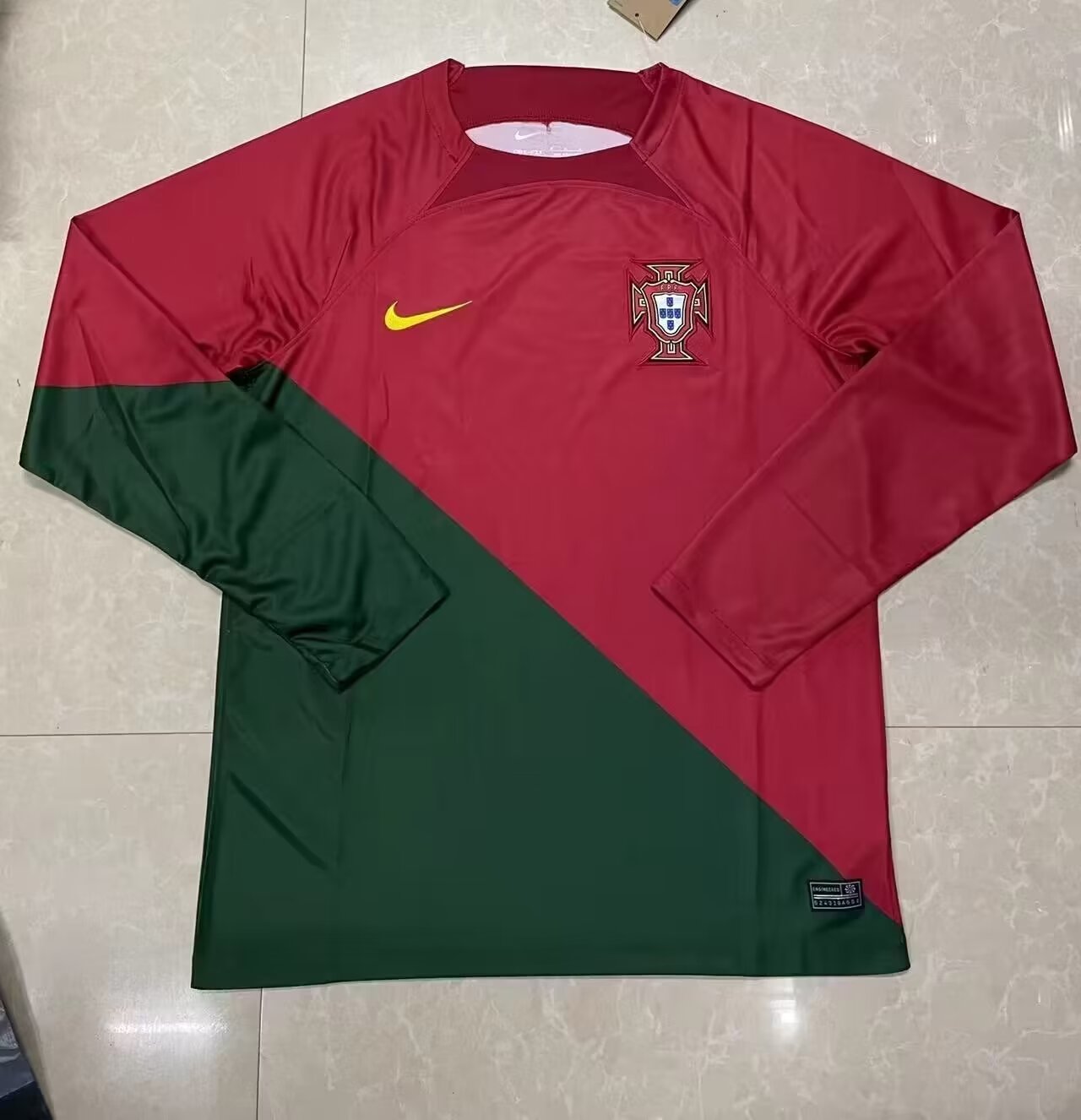 Fans 版2022世界杯葡萄牙主场长袖足球球衣