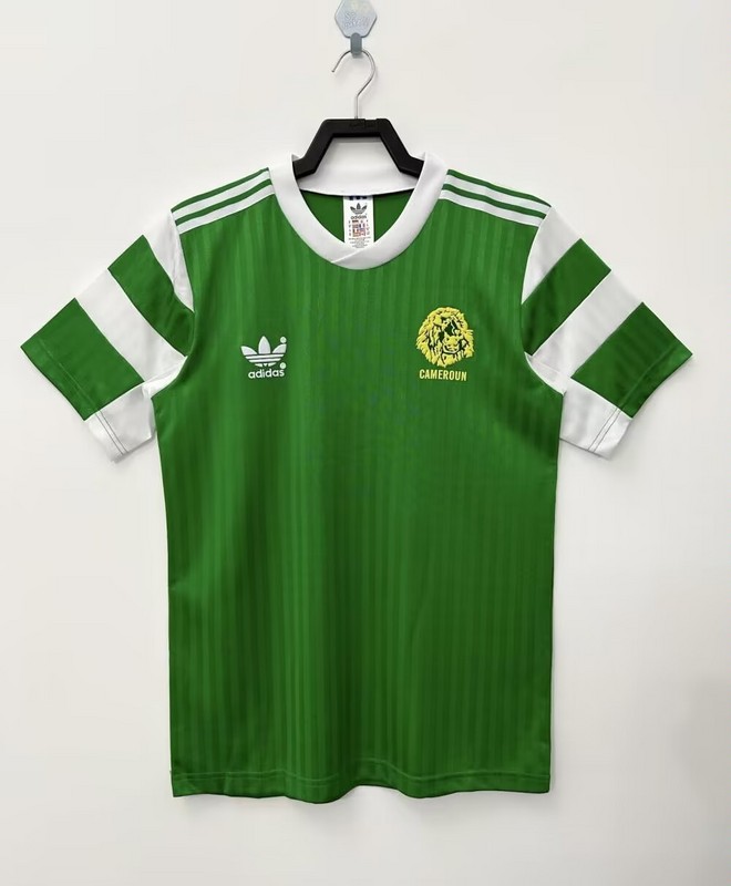 1990 年复古喀麦隆之家