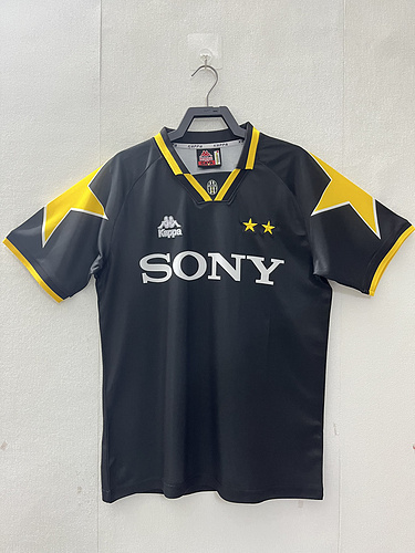 95/97赛季尤文图斯客场第三轮