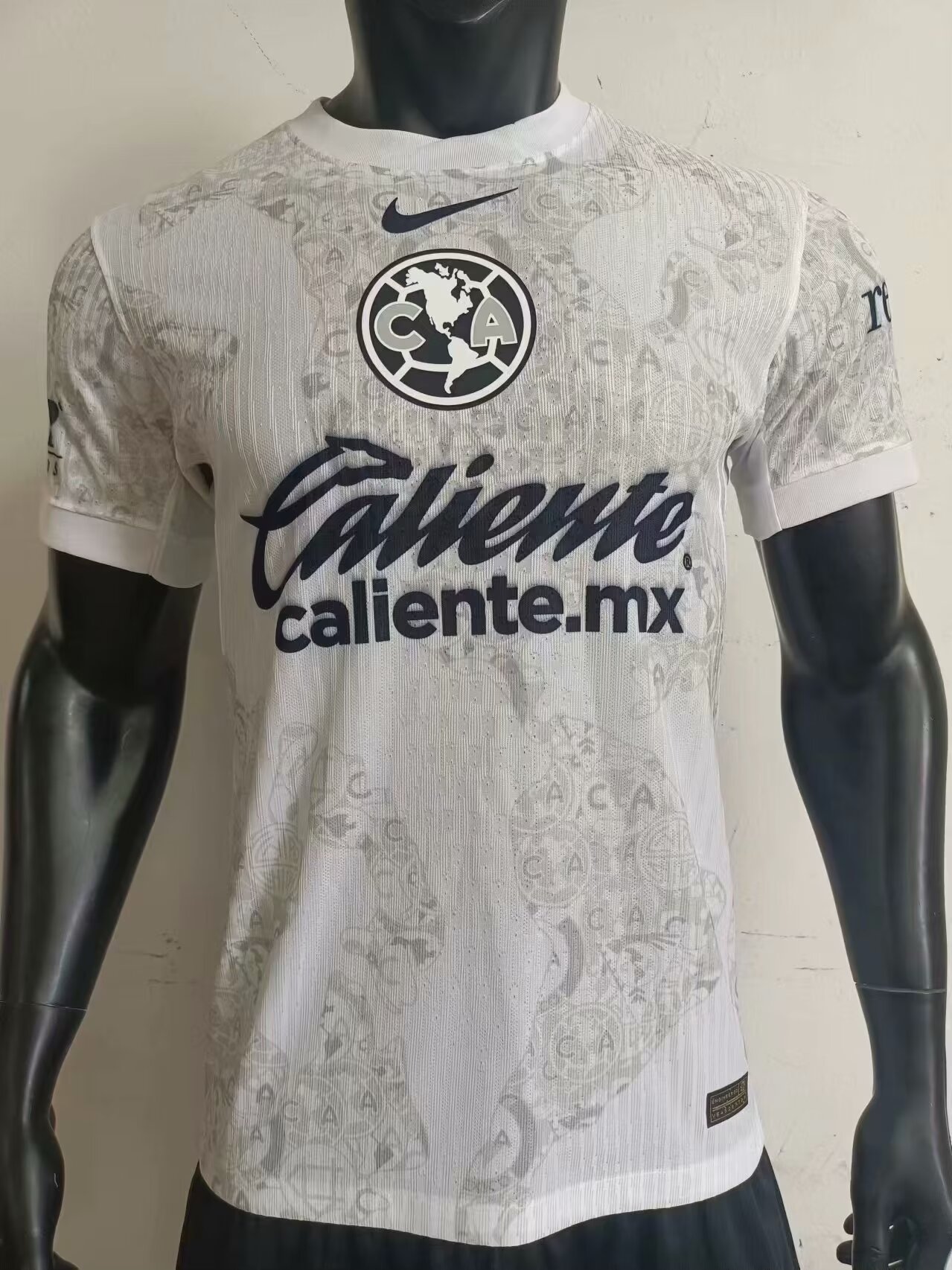 球员版本 24/25 Club America 第三客场