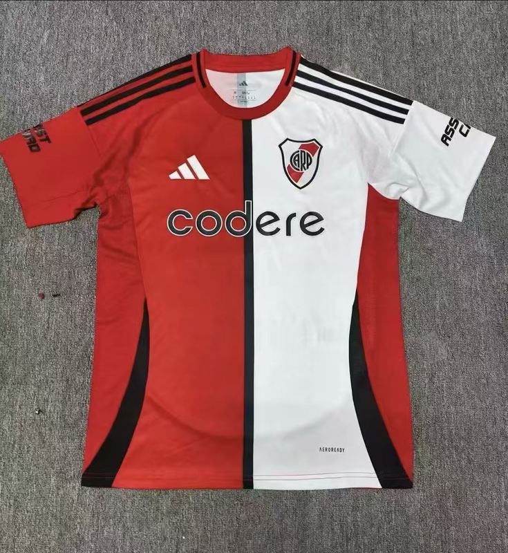 球迷预测 25/2 6River Plate 客场第二