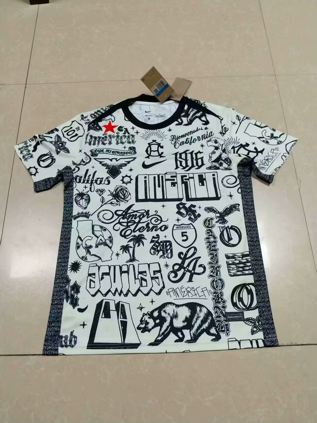 球迷版本 25/26 Club America 赛前制服